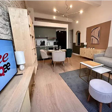 A Deux Pas Des Arenes De Apartman *